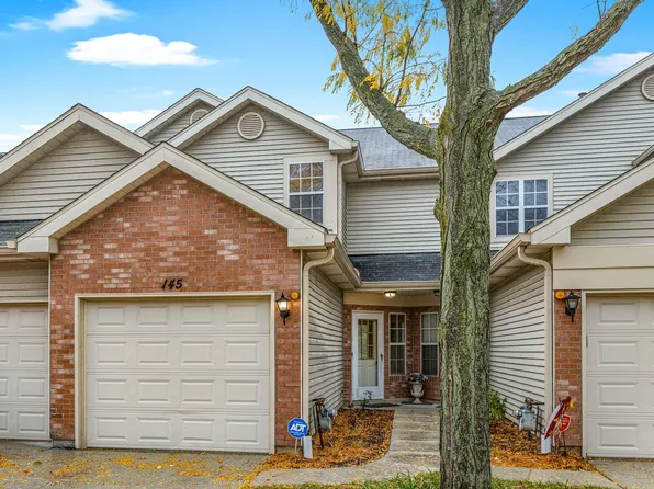 145 Golfview Dr, Glendale Heights, IL 60139