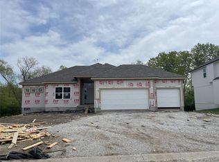 10309 N Flora Ave, Kansas City, MO 64155