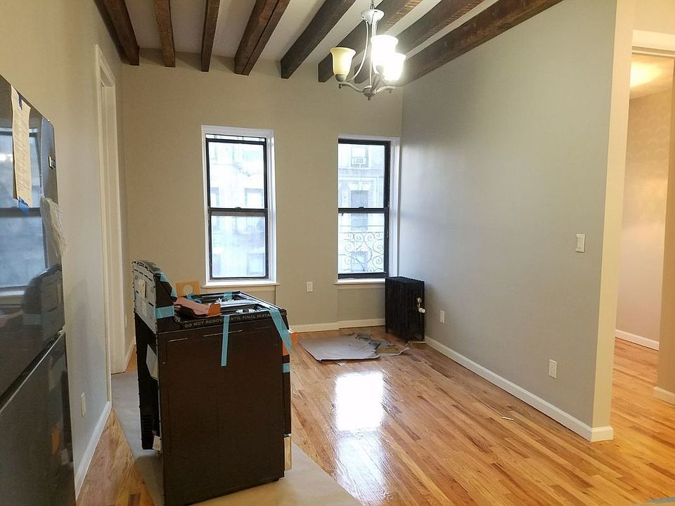 2nd image of 221 S 3rd St APT 1C