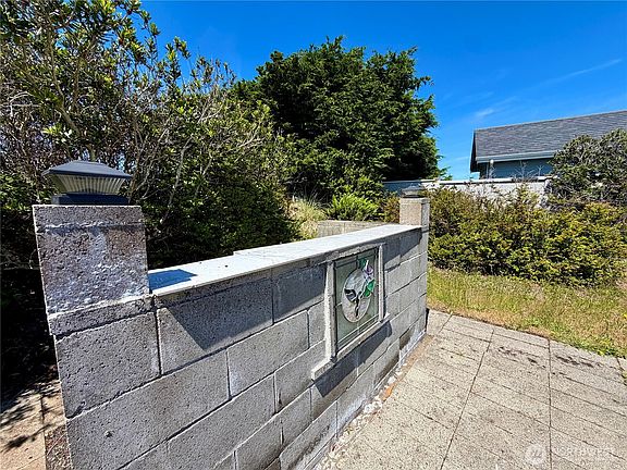 5th image of 1241 Channel Avenue SW
