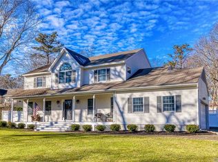 1 E Brook Rd, Eastport, NY 11941