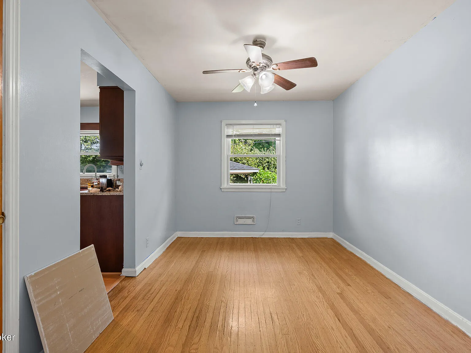 3 bed, 3.0 bath, 2317 sqft, $2,150 — Photo 4