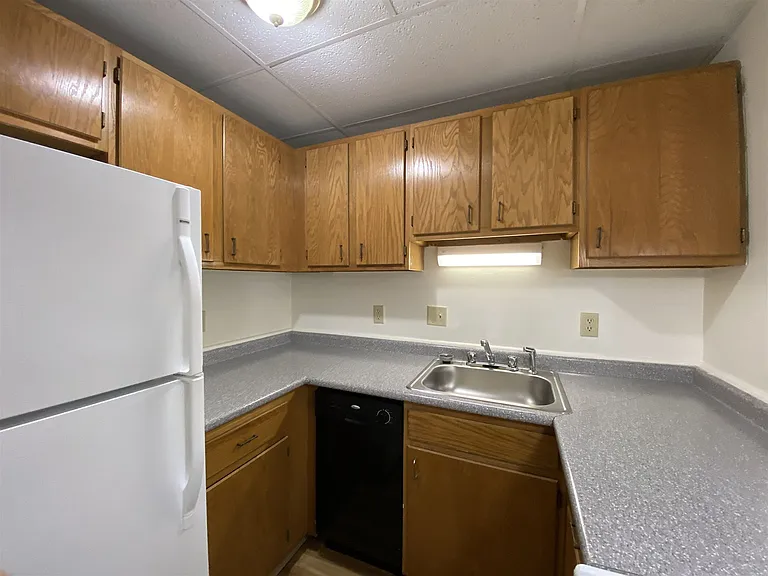 610 Union St #202 — Photo 10