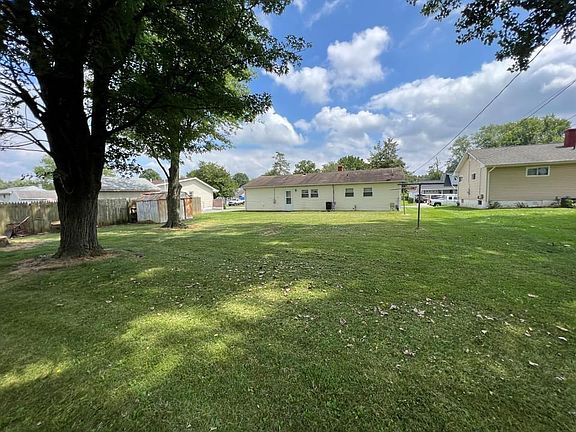 4th image of 46 Lynch Farm Dr