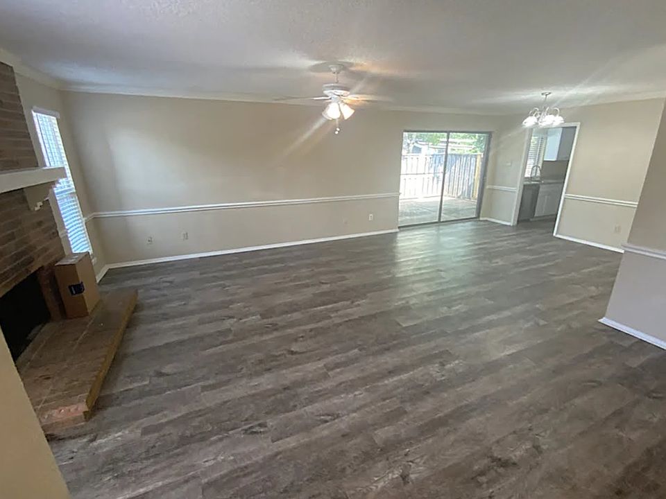 1st image of 7962 Southbrook Cir #15