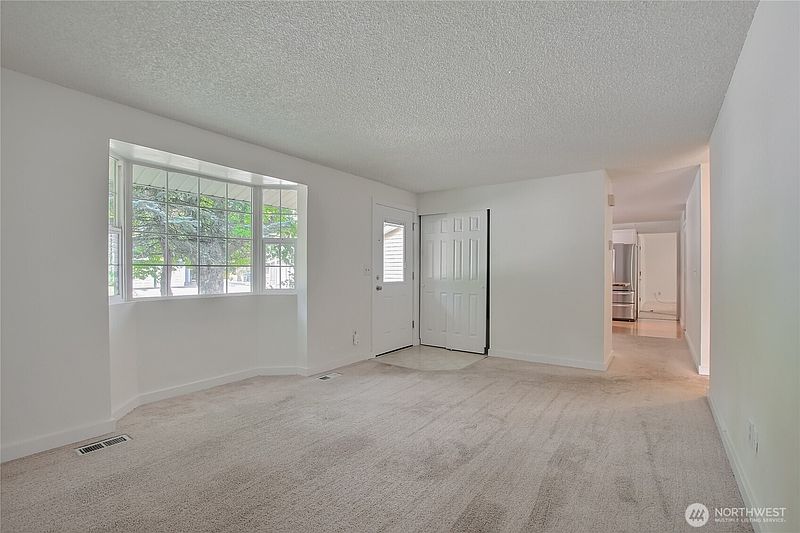 4th image of 21815 6th Avenue W