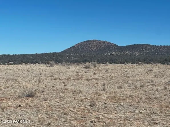 0 NW Double Back Dr, Seligman, AZ 86337