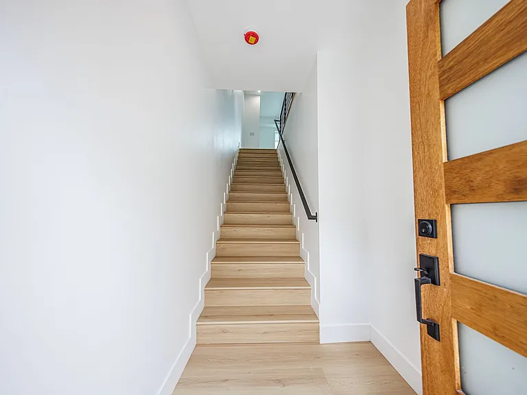5187 W 21st St — Photo 13