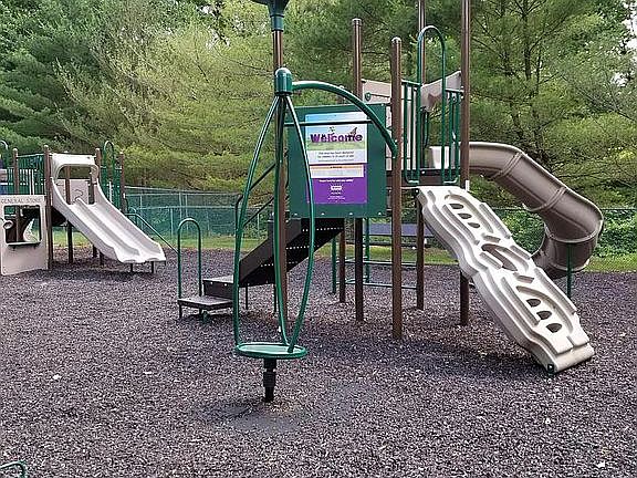 5th image of 2416 Periwinkle Ct