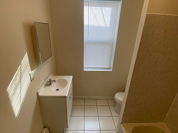 3rd image of 5042 Germantown Ave #2F