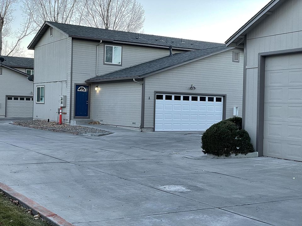 Exterior view from driveway
