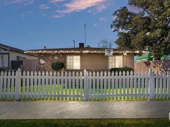 313 F St, Bakersfield, CA 93304