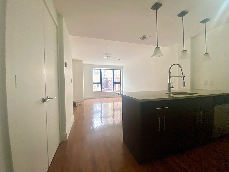 1st image of 180 Scholes St APT 1A