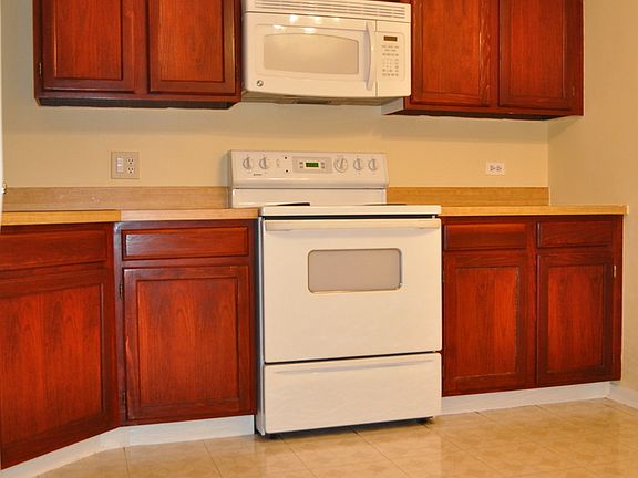 5th image of 1018 Castilian Ct #A314