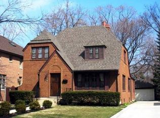 313 Wisner St, Park Ridge, IL 60068