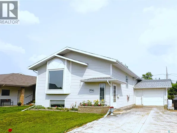 728 14th St, Humboldt, SK S0K 2A0