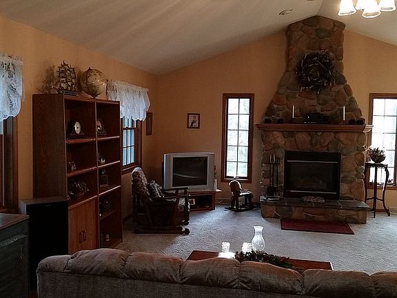 Floor to Ceiling Fireplace