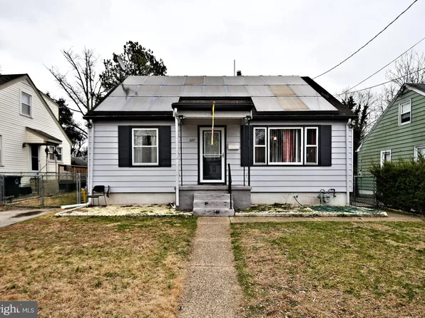 227 W Linden Ave, Lindenwold, NJ 08021