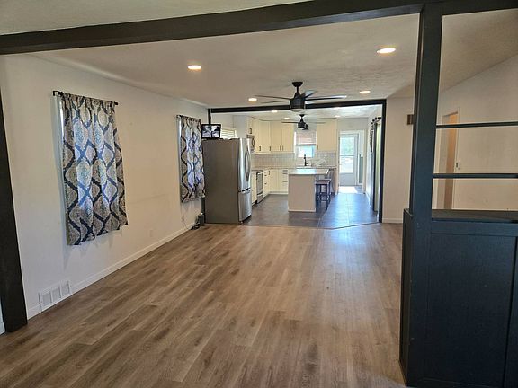 3rd image of 820 Missouri Ave