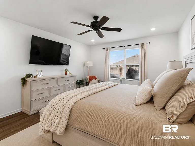 22302 Aleutian Ave — Photo 10