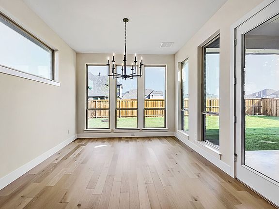 5th image of 4109 Trellis Dr