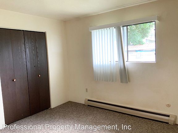 5th image of 2920 S Ave W #A