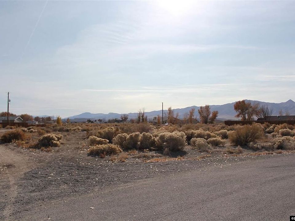 1st image of 17 Calico Hills Ln