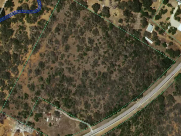 6970 Fm 2504, Bigfoot, TX 78005