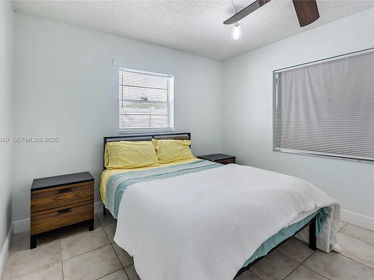 19323 Carolina Cir — Photo 22