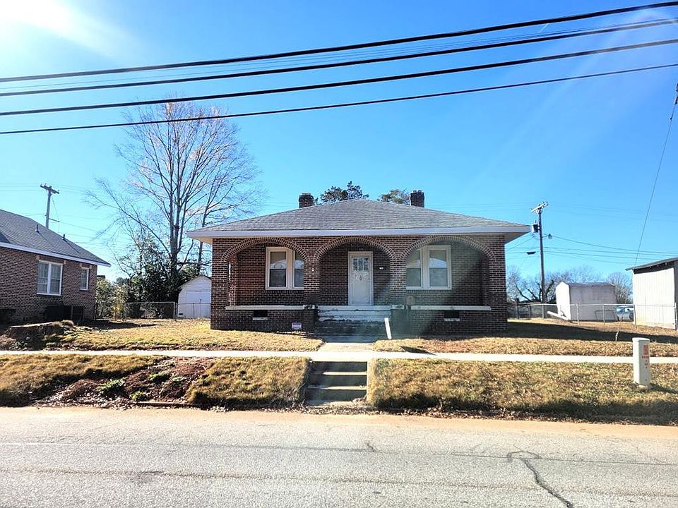 1st image of 412 Kirksey Dr W