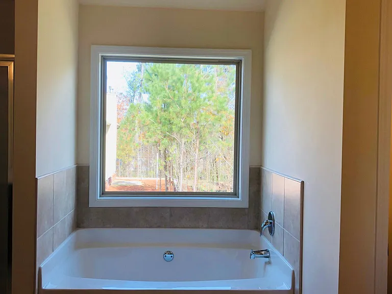 Garden tub