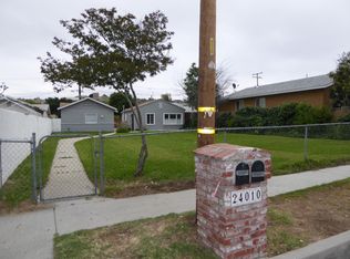 24012 Arch St, Newhall, CA 91321