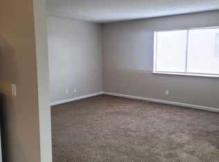 2341 Exeter Dr #B, Las Vegas, NV 89156