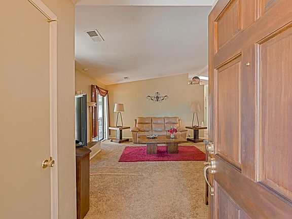 2nd image of 10609 Towne Park Dr NE