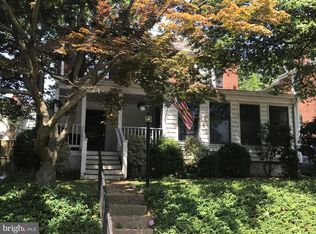 1512 N Kentucky St, Arlington, VA 22205