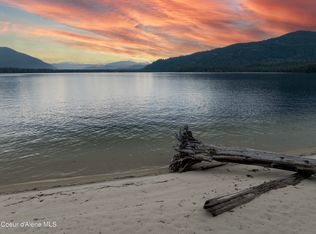 Canoe Point Rd, Coolin, ID 83821
