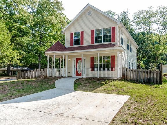 3rd image of 859 Tanner Dr