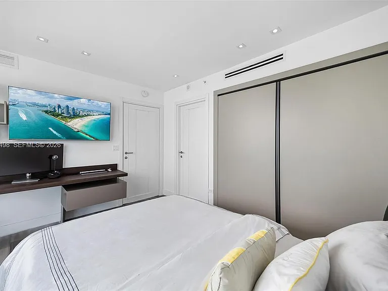 1331 Brickell Bay Dr #33 — Photo 15