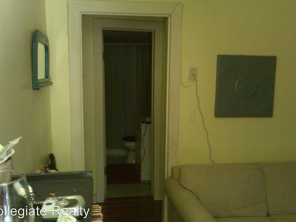 2nd image of 1212 Rogers Dr