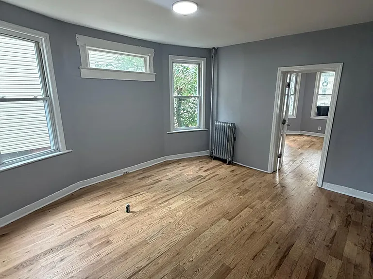 304 Glenwood Ave #1A — Photo 3