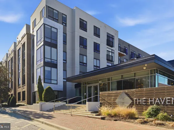 145 Riverhaven Dr Unit 428, Oxon Hill, MD 20745