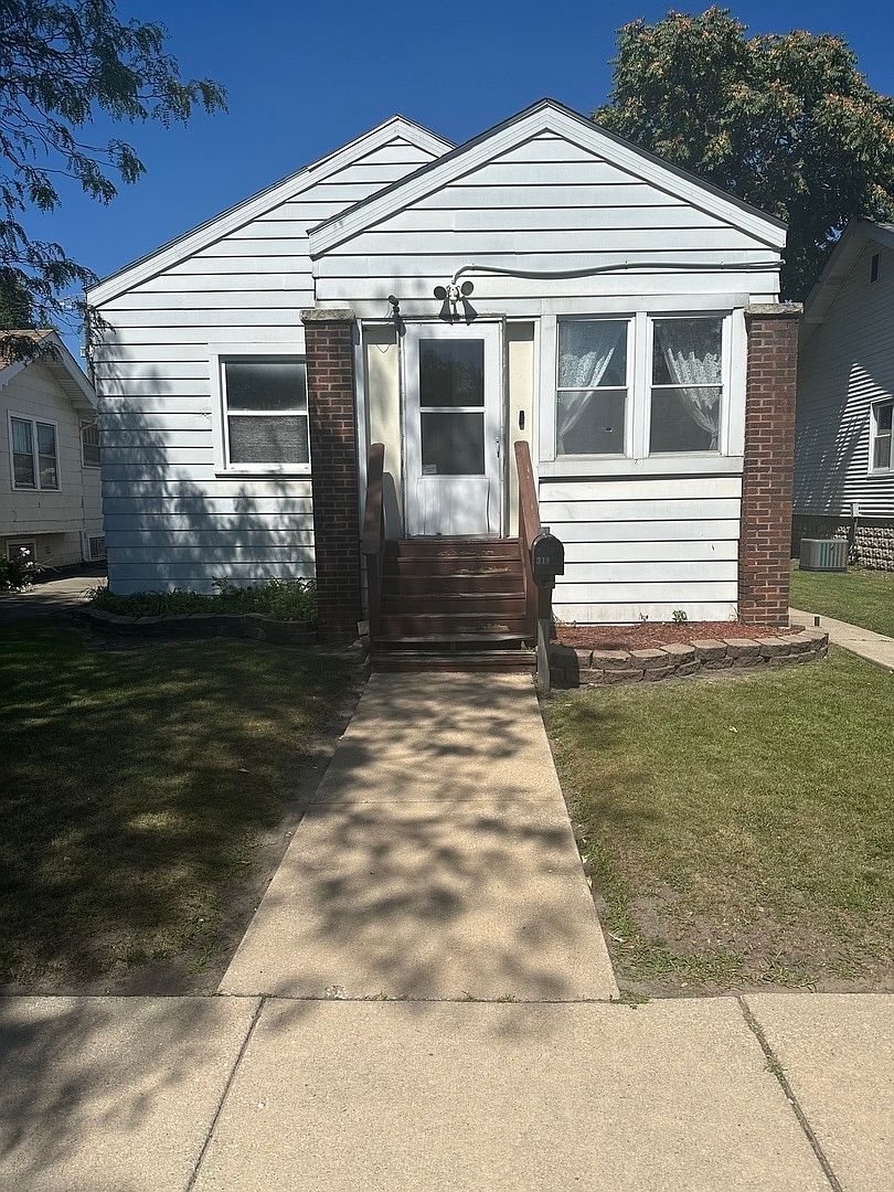 318 b St, Calumet City, IL 60409 MLS 11889077 Zillow