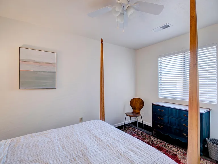 423 Pacific Ave SW — Photo 12