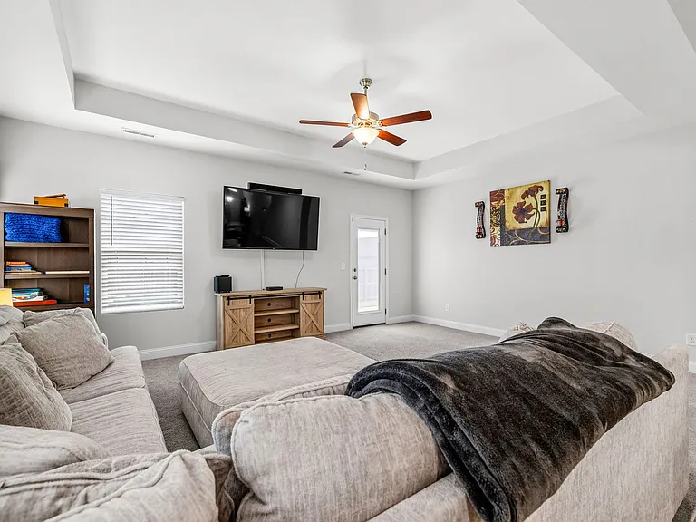 842 Tuscarora Trl — Photo 25