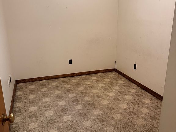 5th image of 363 Perry Hwy #1