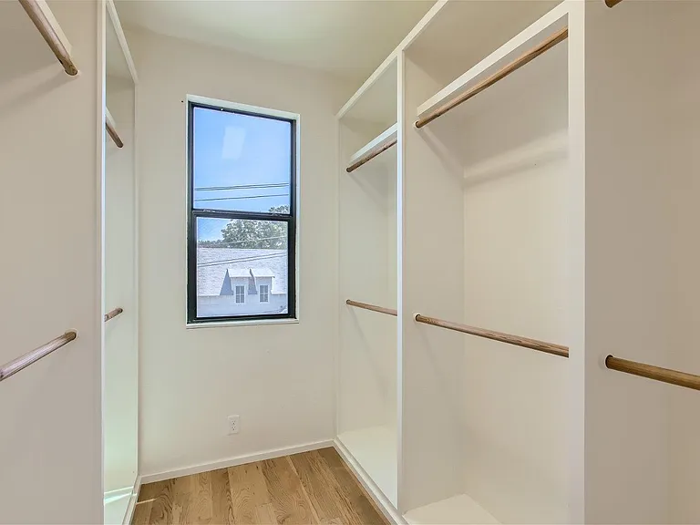 707 Cardinal Ln #L2 — Photo 12