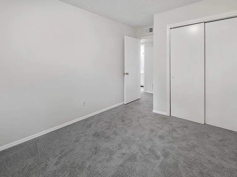 1189 Ashborough Dr SE #F — Photo 14
