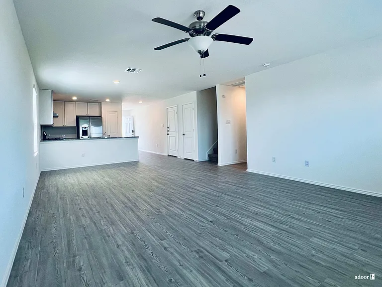 1008 Dignity Way — Photo 6