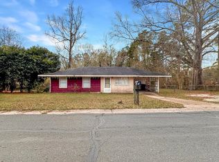 1200 Aaron St, Leesville, LA 71446
