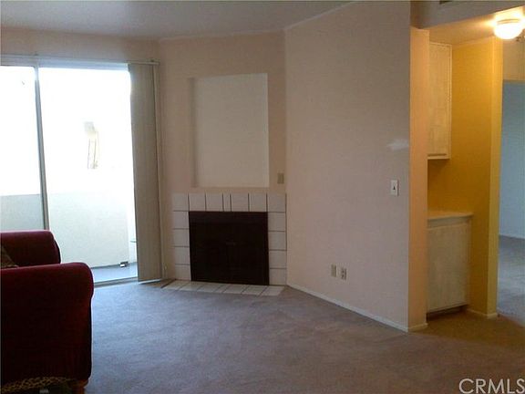 4th image of 535 Magnolia Ave Unit 421